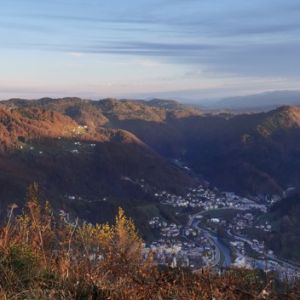 Vključujoči tehnološki in digitalni ekosistemi v mestih Evropske unije: Kako 8 evropskih skupnosti gradi vključujočo tehnološko prihodnost