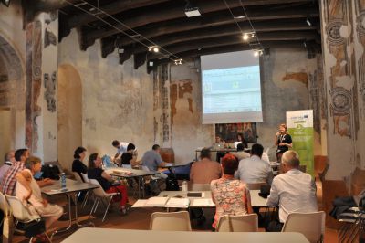 BhENEFIT b005f65e6b0b0ed8f1b409966cd6c53d83c9f1bb1590565201.JPG