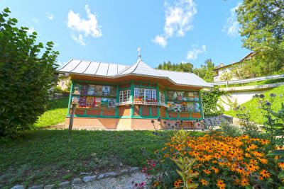 MED-O-VITA b4b-200608035750-jpg.jpg