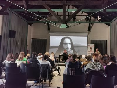 Uspešno zaključena mednarodna šola: Pier Paolo Pasolini med naravo in kulturo - img-20251106-105643-jpg.jpg