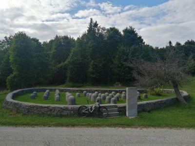 Turnokolesarski izlet na Hudournik - vojscica-jpg.jpg