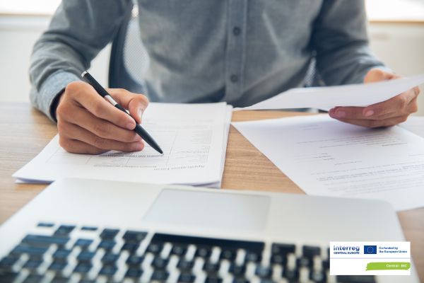 VABILO NA PREDSTAVITEV: Možnosti pridobivanja nepovratnih in povratnih sredstev v kmetijstvu